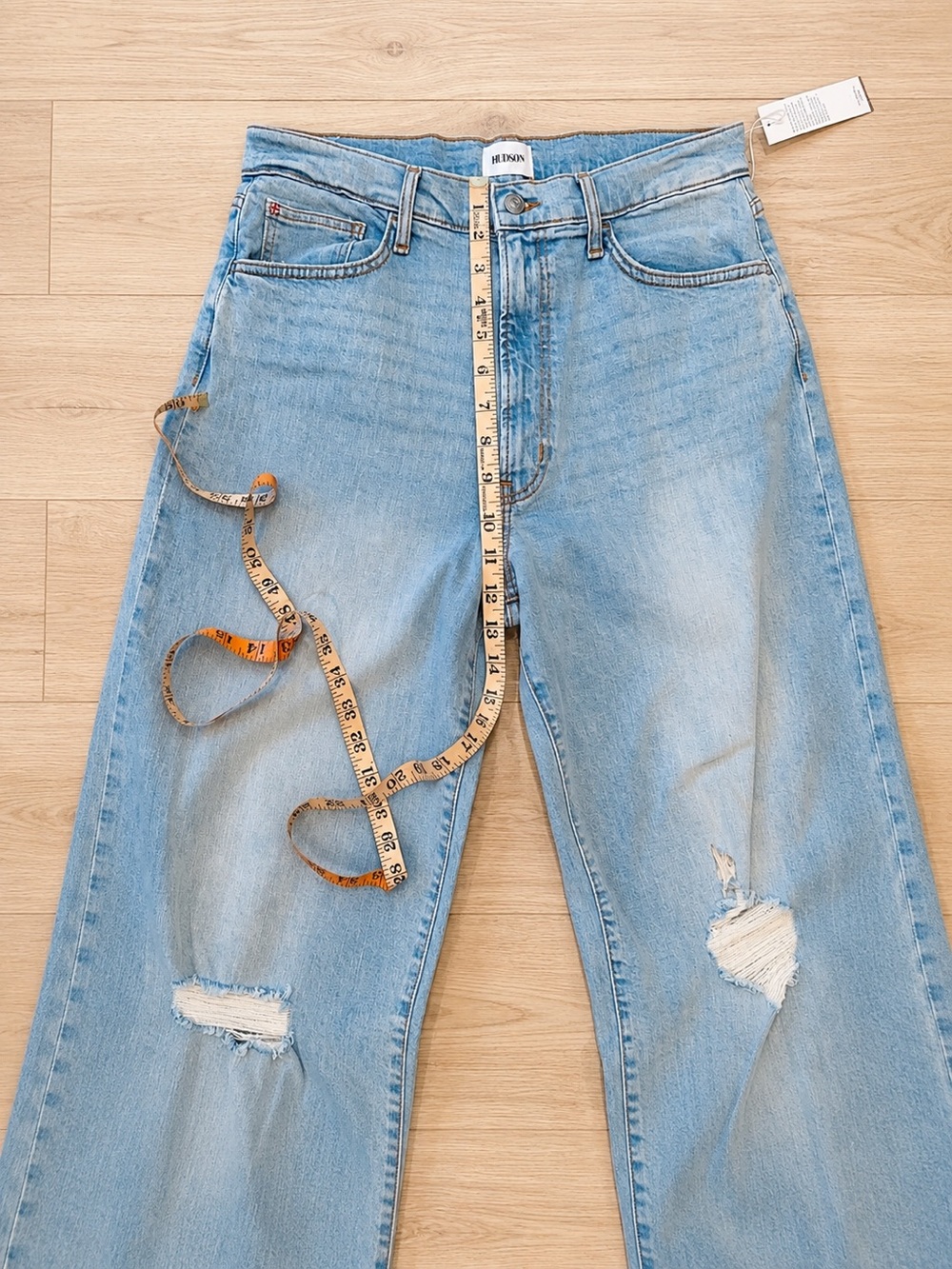 NWT Hudson Jolene Wide Leg Kate Wash Jeans Raw Hem Distressed Size 30/32 - Picture 4 of 14